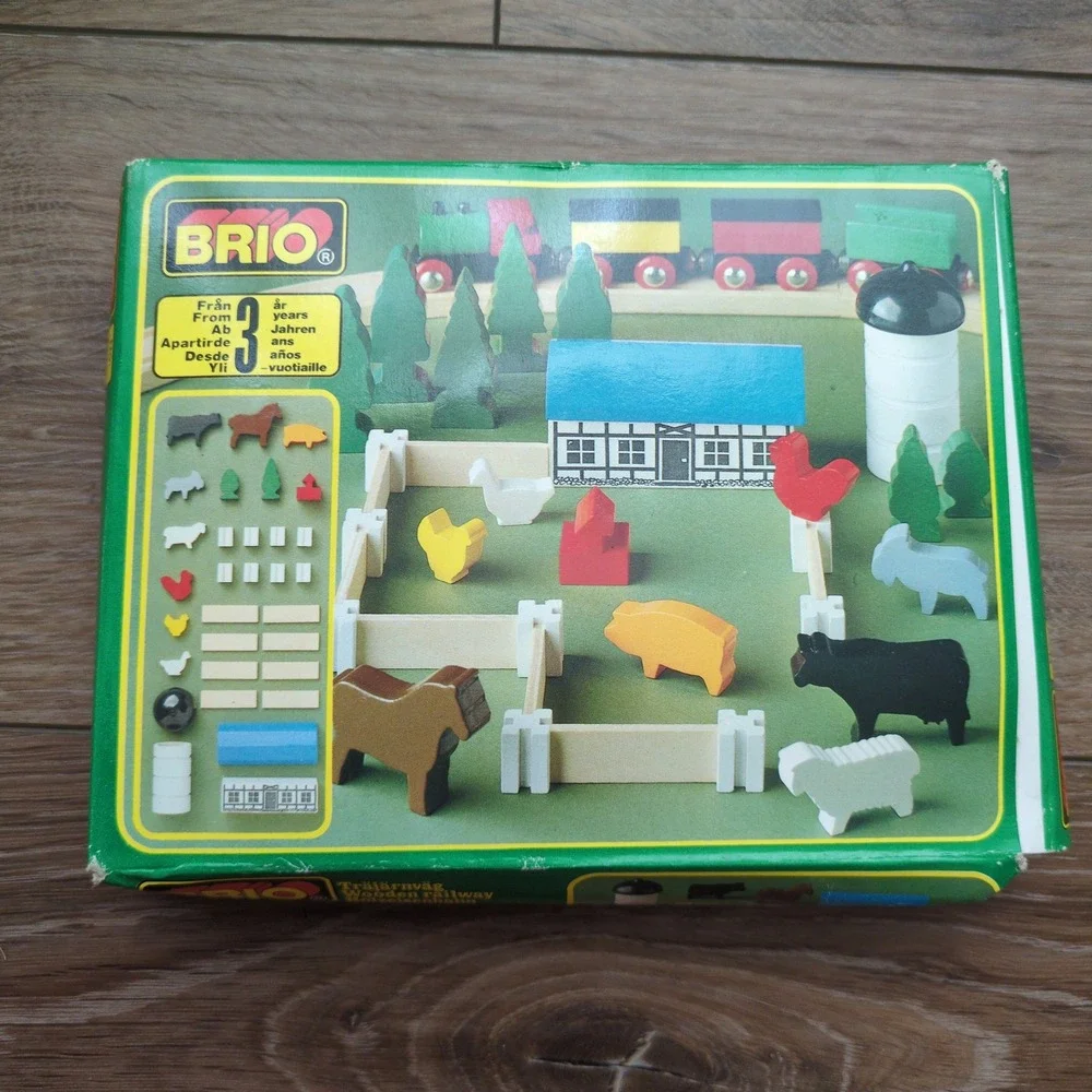 Vintage Brand New 90's BRIO Animal Farm 33575 Sweden Wooden Train Toy Barnyard